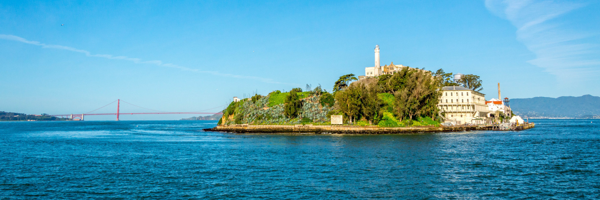 Stunning Alcatraz Island on a perfect summer day